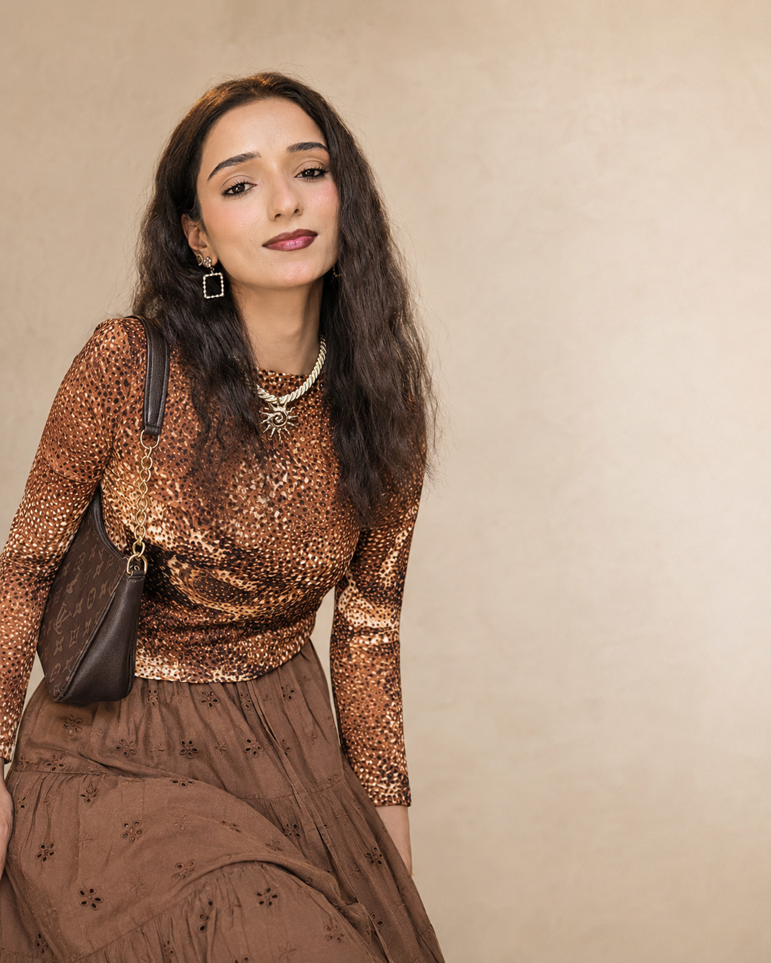 Momina Javed gallery image: file 000000006d5081f48bc95613c59891fd